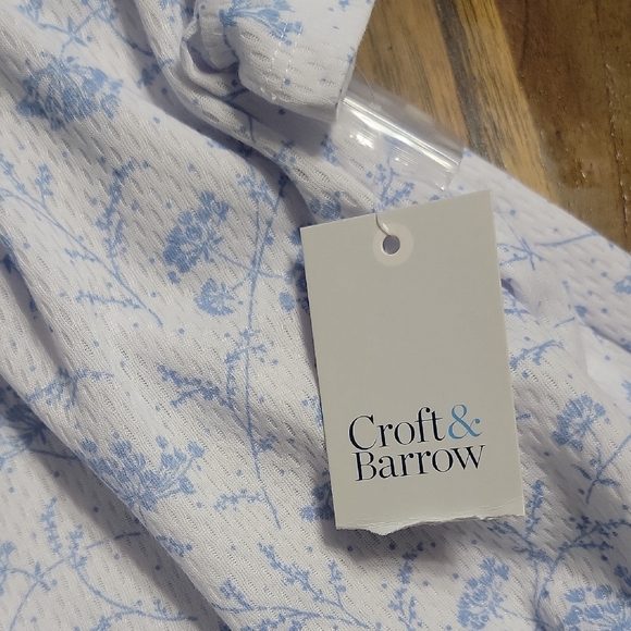 Croft & Barrow Light Blue Floral Blouse - Picture 2 of 3